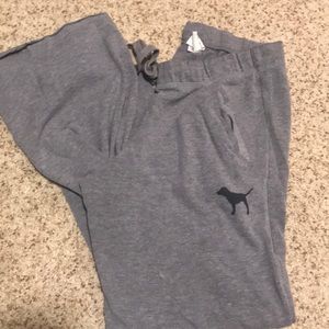 Drawstring VS pink sweatpants